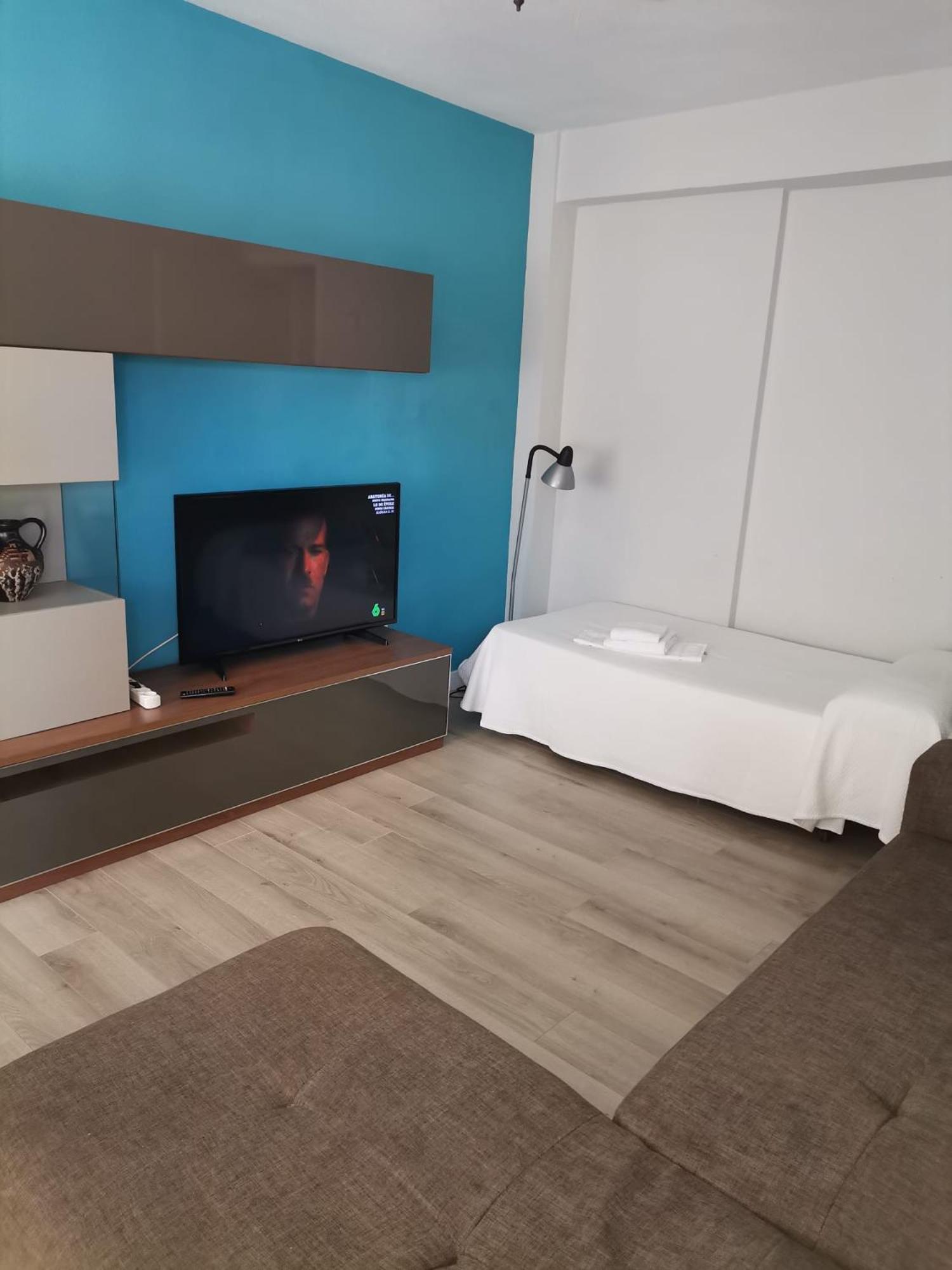 Apartamentos La Encarnacion I 로스알카자레스 외부 사진