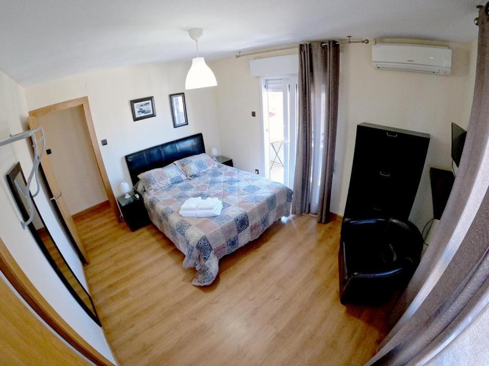 Apartamentos La Encarnacion I 로스알카자레스 외부 사진