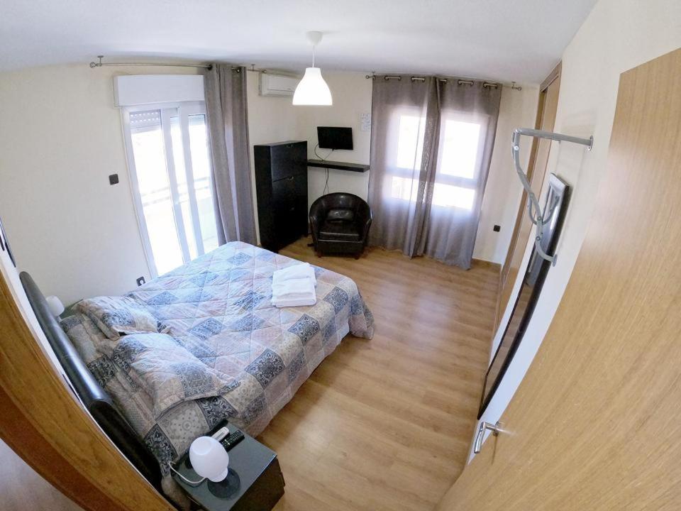 Apartamentos La Encarnacion I 로스알카자레스 외부 사진
