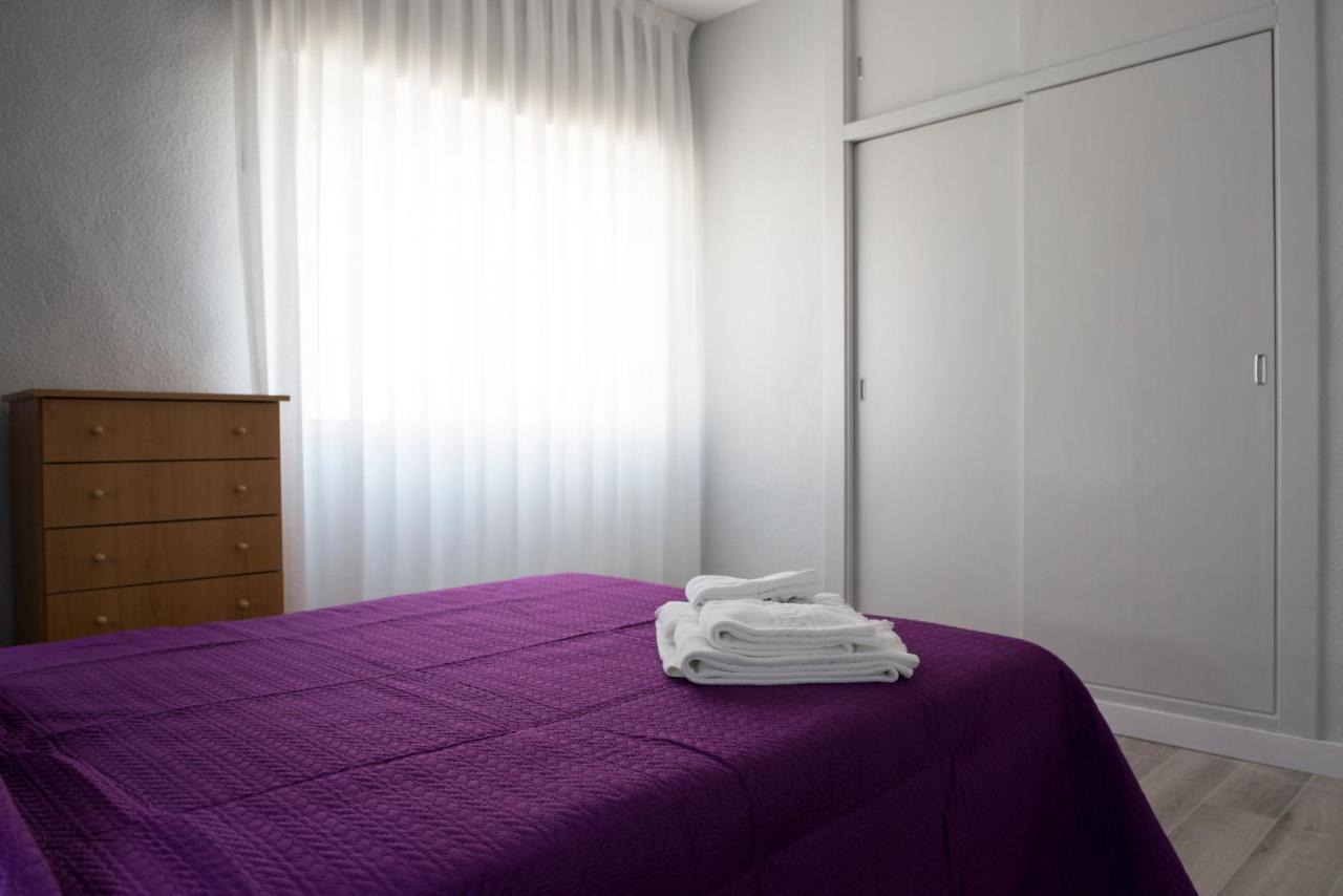 Apartamentos La Encarnacion I 로스알카자레스 외부 사진