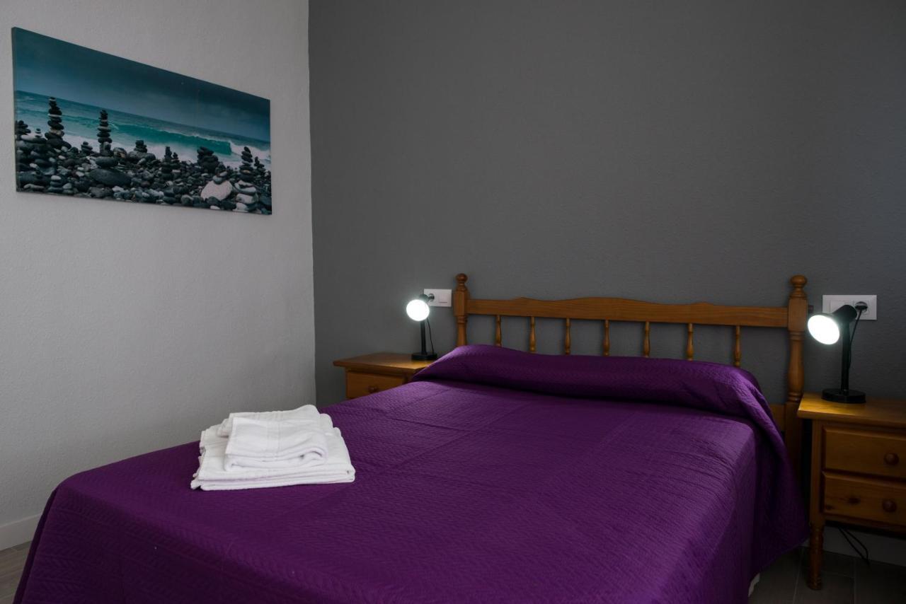 Apartamentos La Encarnacion I 로스알카자레스 외부 사진